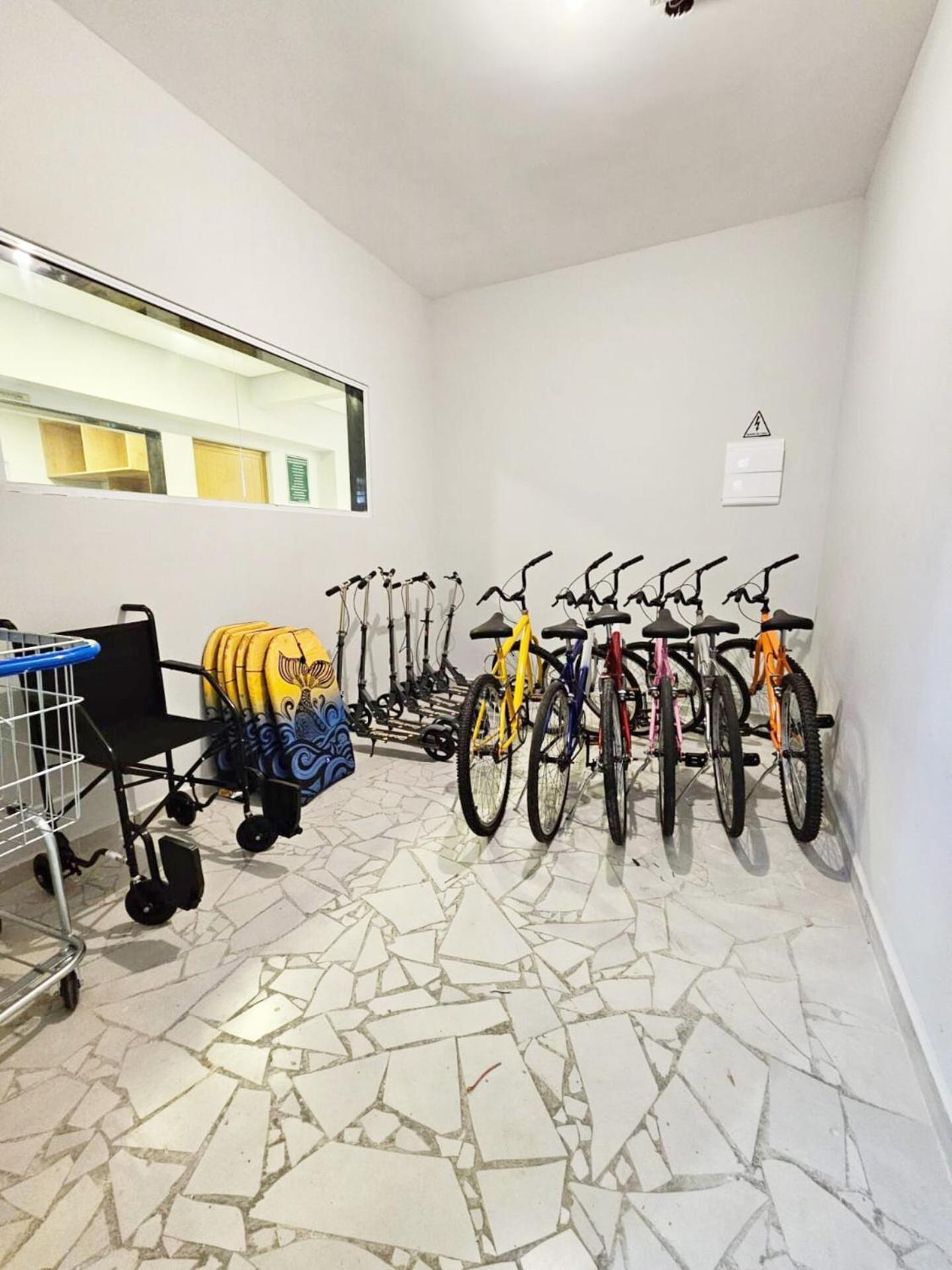 Apto Com Lazer Completo, Piscina, Ar, Mercadinho E Pet Friendly A 1 Min Da Praia ปรายากรันเด ภายนอก รูปภาพ